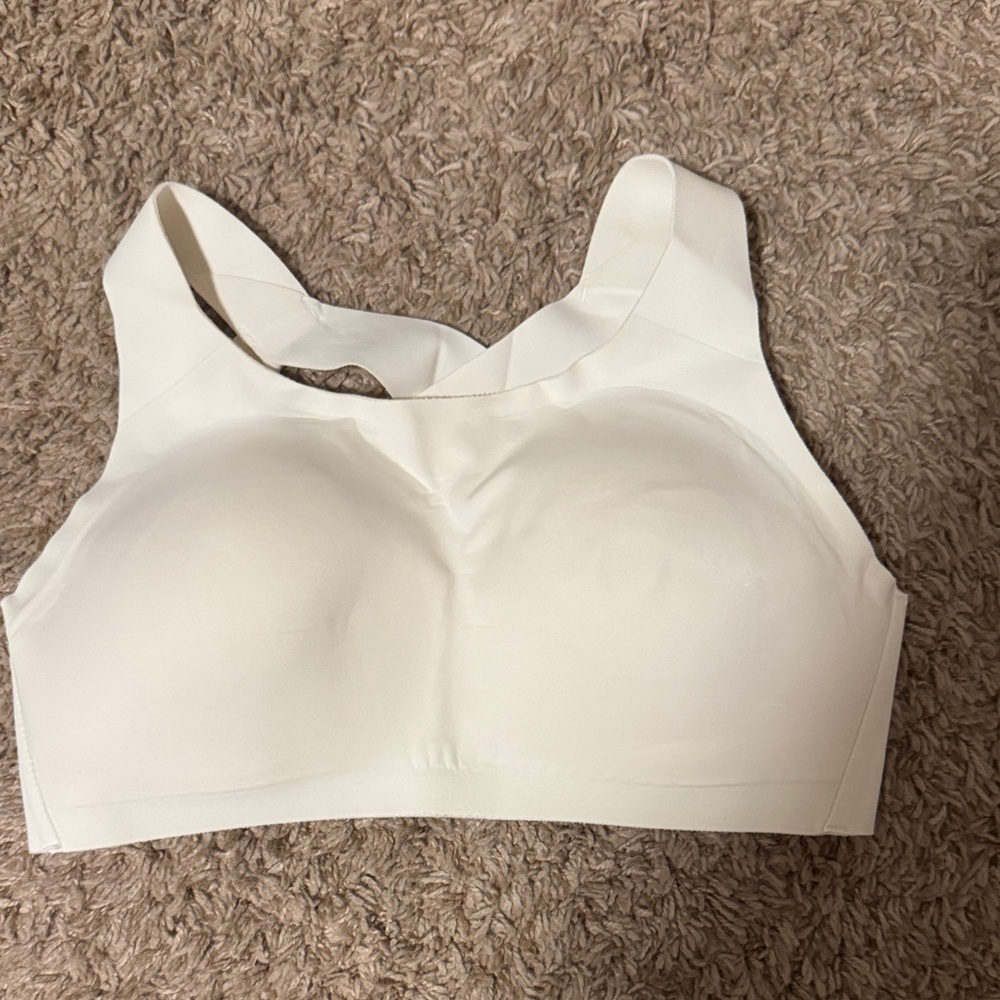 Lululemon Women's White Sports Bra 32E